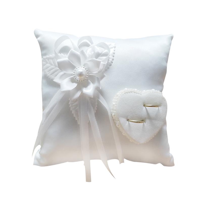Ring Bearer Pillow - 結婚指輪枕ヨーロッパのロマンチックなブライダル結婚指輪ホルダー枕ハート手作りリボンクッション装飾結婚式用
