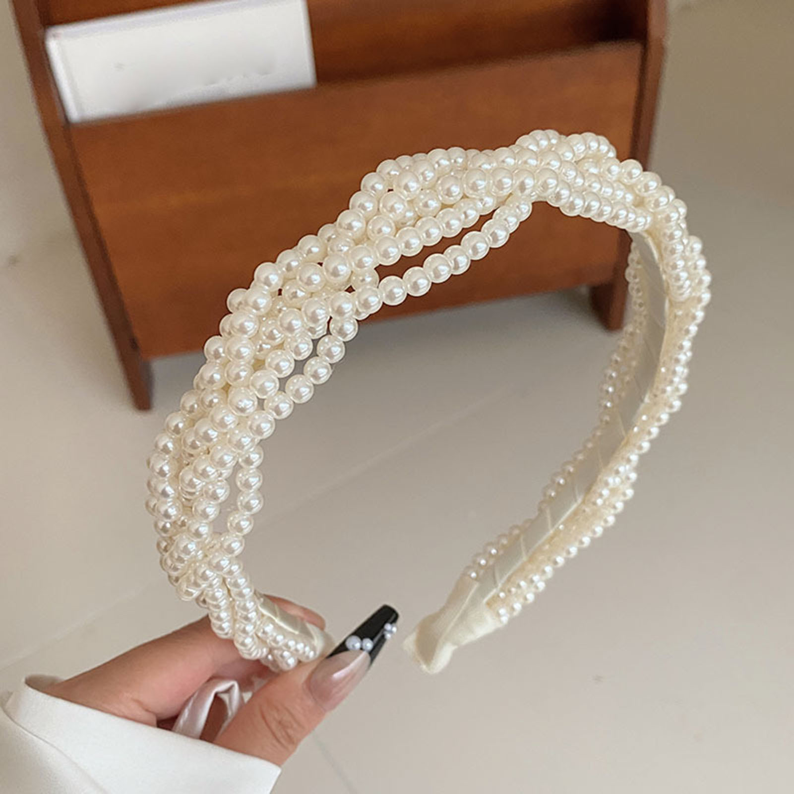 エレガントなパールヘッドバンド女性のためのヘアアクセサリーヘ - Wedding Supply Store のレビューと価格