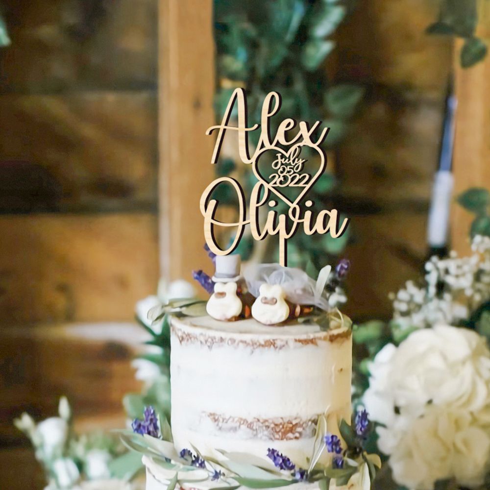 パーソナライズされたウェディングミスター&ミセスケーキトッパ - Wedding Supply Rentals のレビューと価格
