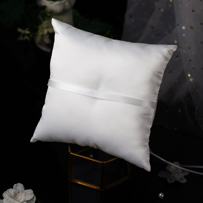 1 個 10*10 センチメートルスパークリングラインストー - Ring Bearer Pillow のレビューと価格