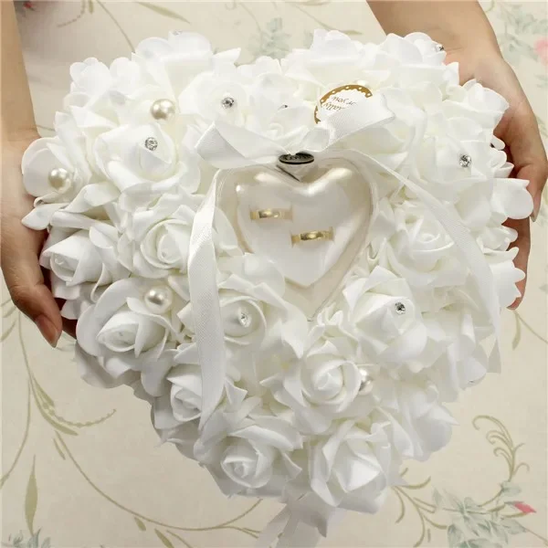 ホワイトリングベアラー枕クッションホルダーハート型バラの花リ - Ring Bearer Pillow のレビューと価格